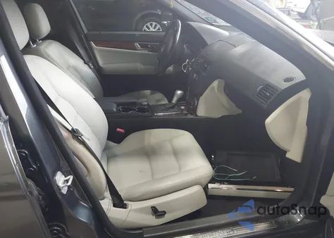 2009 Mercedes-Benz C 300 Luxury 4Matic/Sport 4Matic from USA, damaged, VIN WDDGF81X69F253623